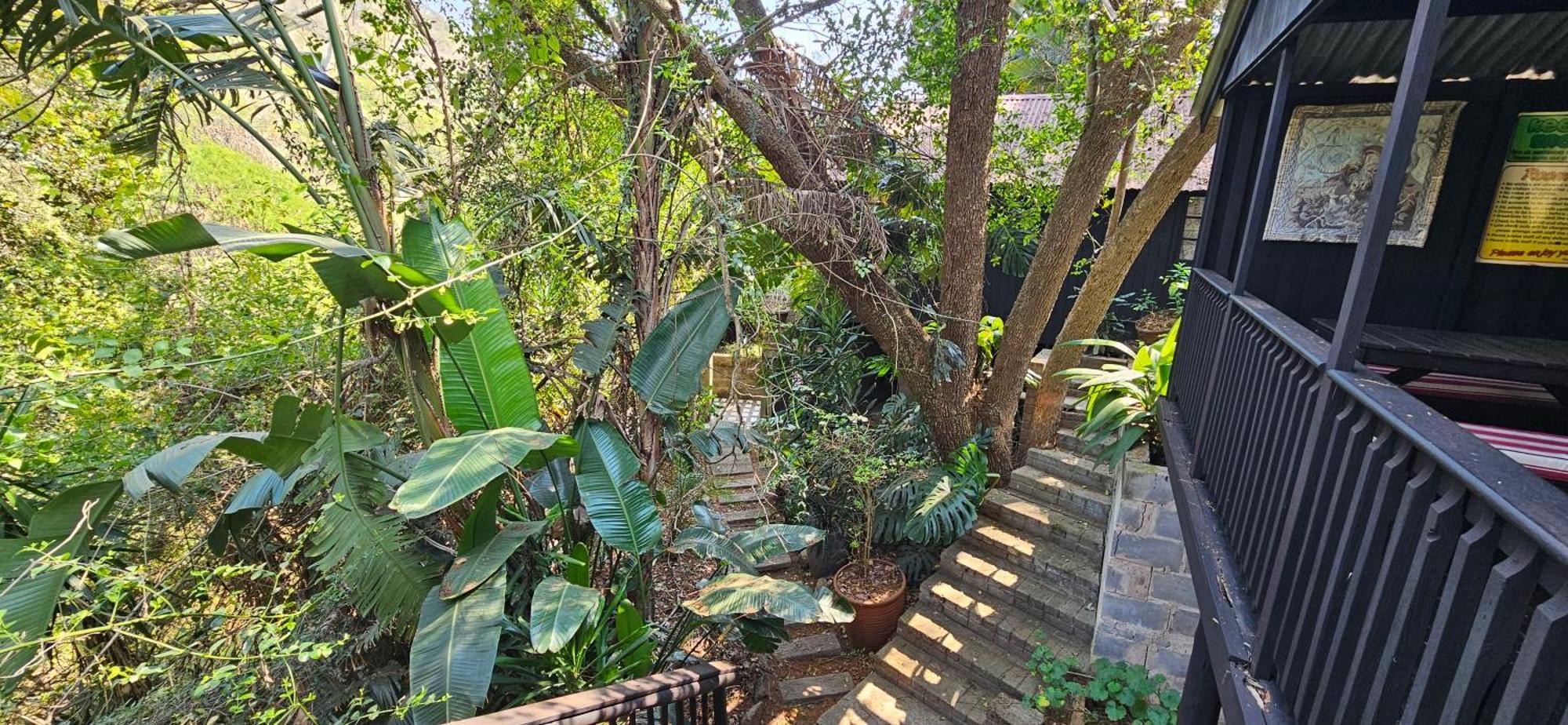 Old Vic Travellers Inn Nelspruit Mbombela Exterior photo