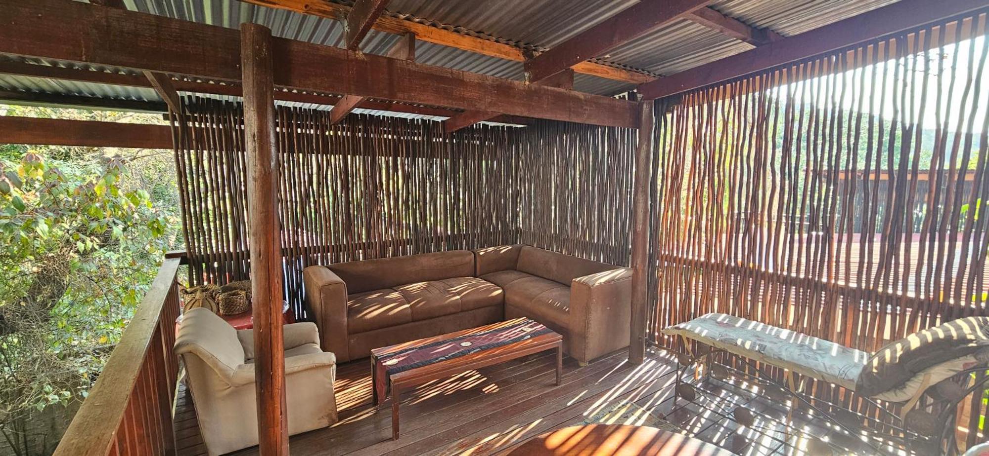 Old Vic Travellers Inn Nelspruit Mbombela Exterior photo
