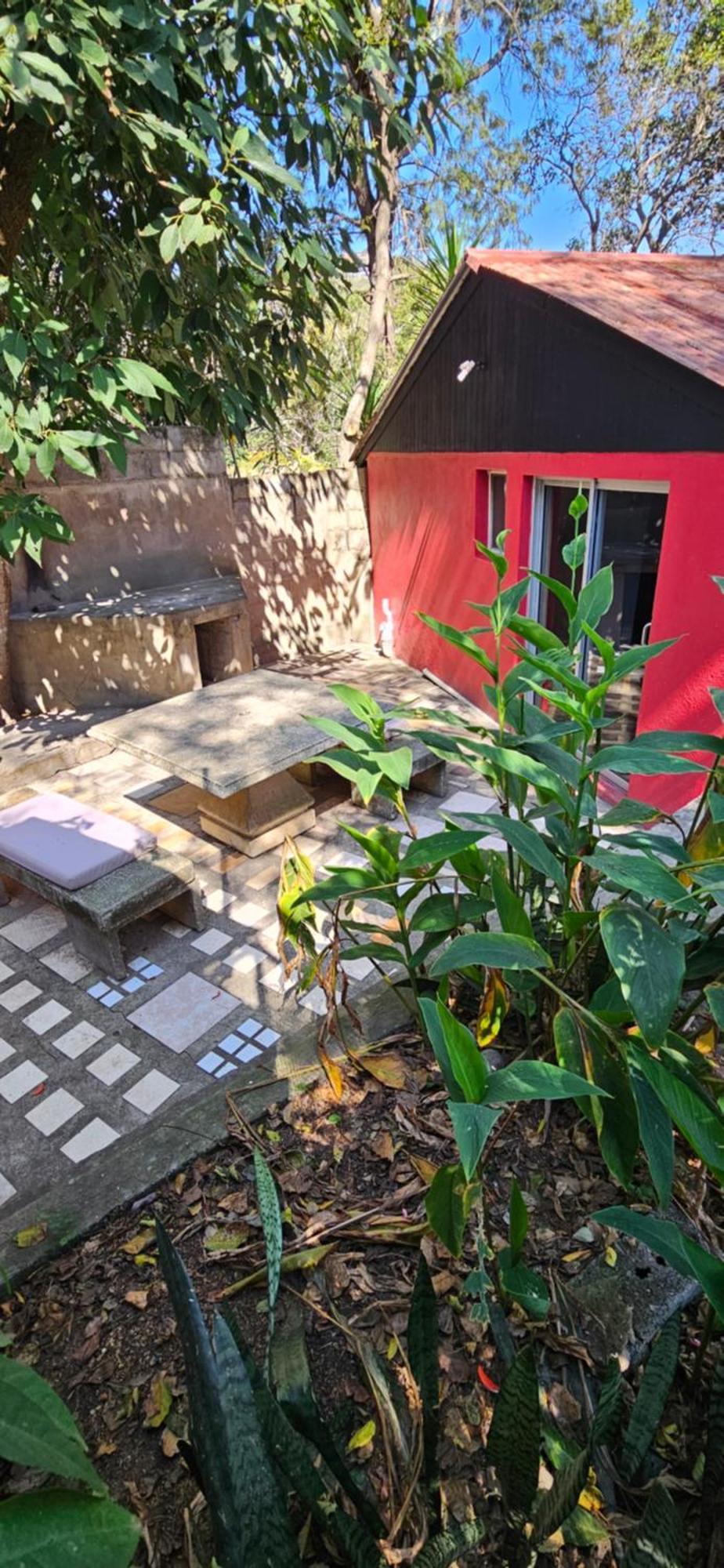 Old Vic Travellers Inn Nelspruit Mbombela Exterior photo